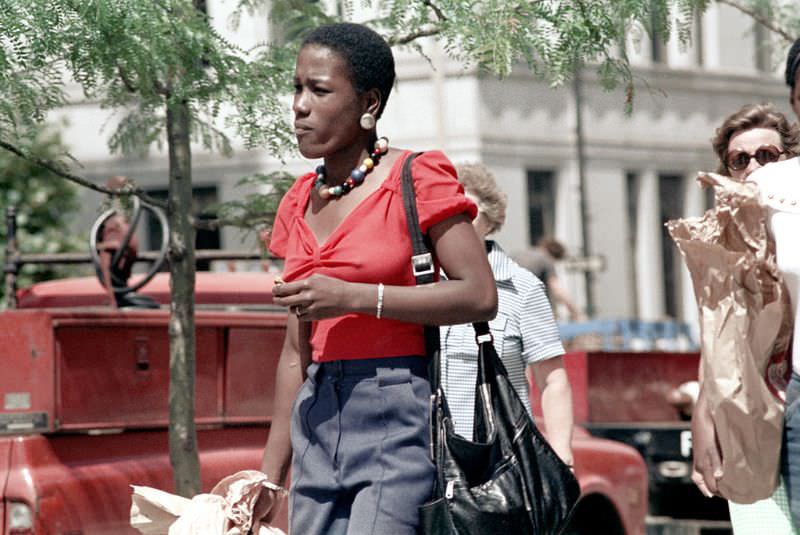 Boston's Summer Street Fashion in the early 1970s Through the Lens of Nick DeWolf