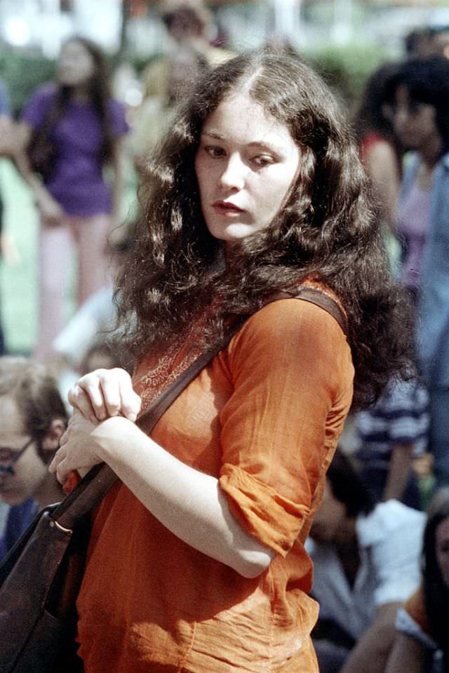 Boston's Summer Street Fashion in the early 1970s Through the Lens of Nick DeWolf