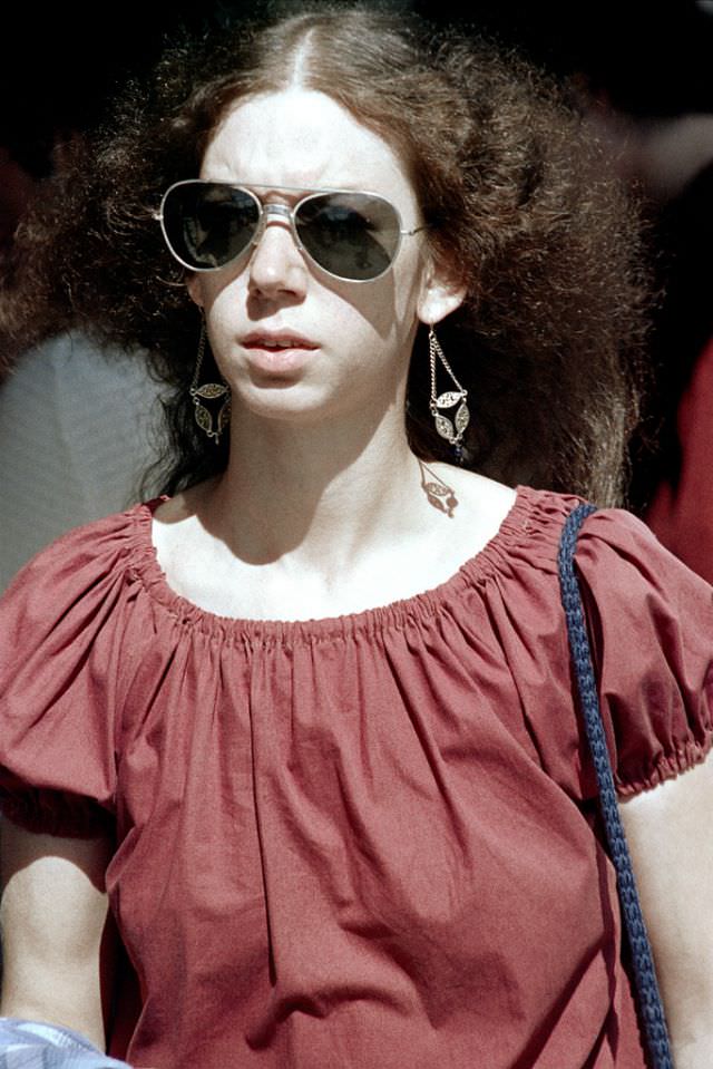 Boston's Summer Street Fashion in the early 1970s Through the Lens of Nick DeWolf