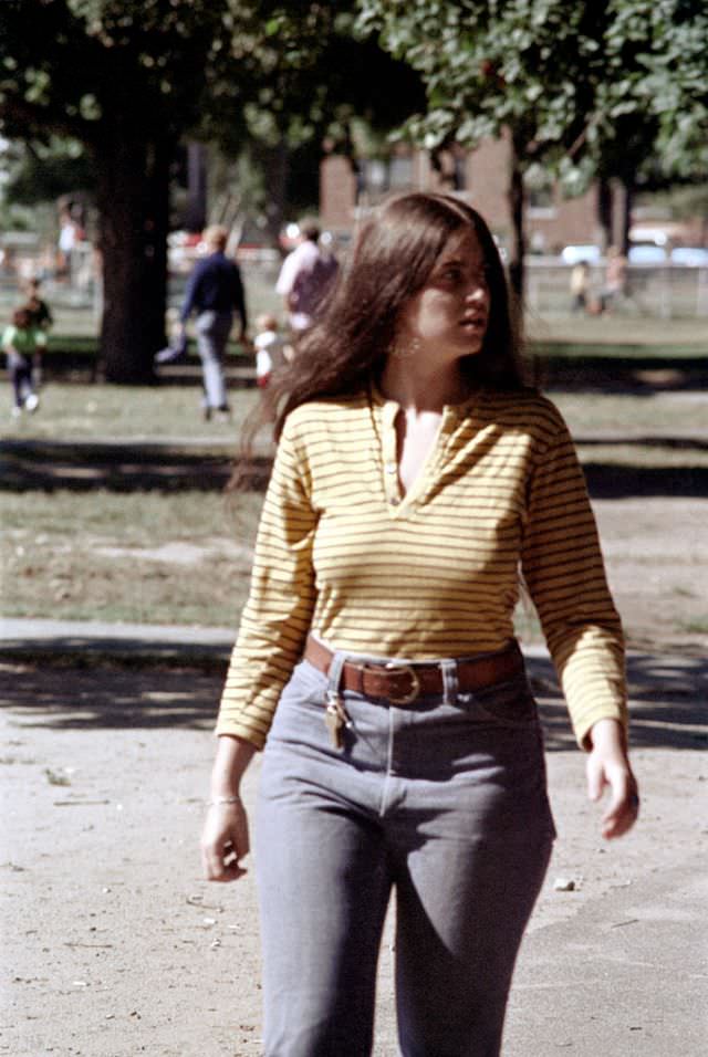 Boston's Summer Street Fashion in the early 1970s Through the Lens of Nick DeWolf