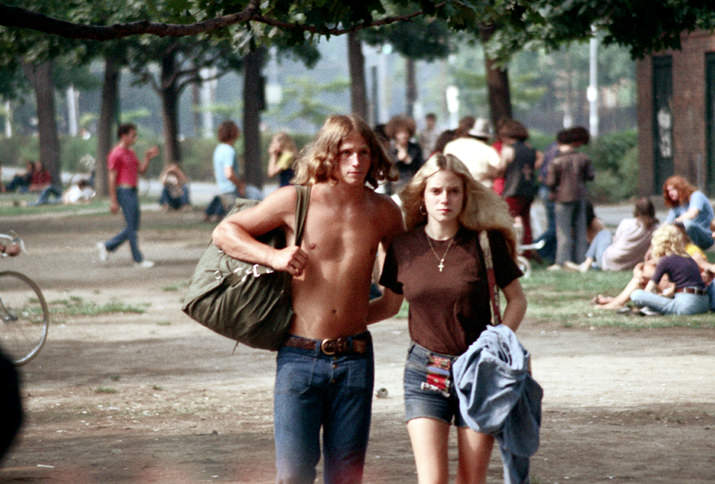 Boston's Summer Street Fashion in the early 1970s Through the Lens of Nick DeWolf