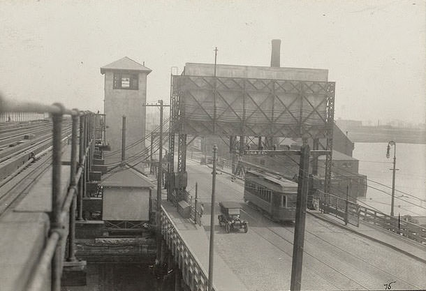 Boston Elevated Railway. Mystic River draw. 1915.
