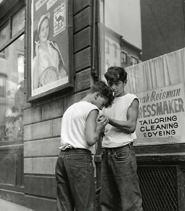 The Street Life of Boston in the 1950s Through the Lense of Jules Aarons