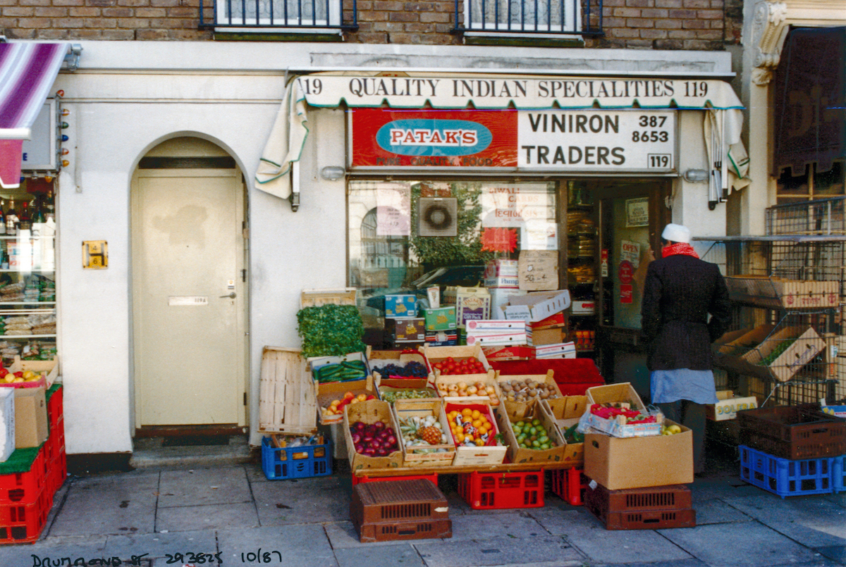 Viniron Traders, Greengrocers, Drummond St, Euston, Camden, 1987,