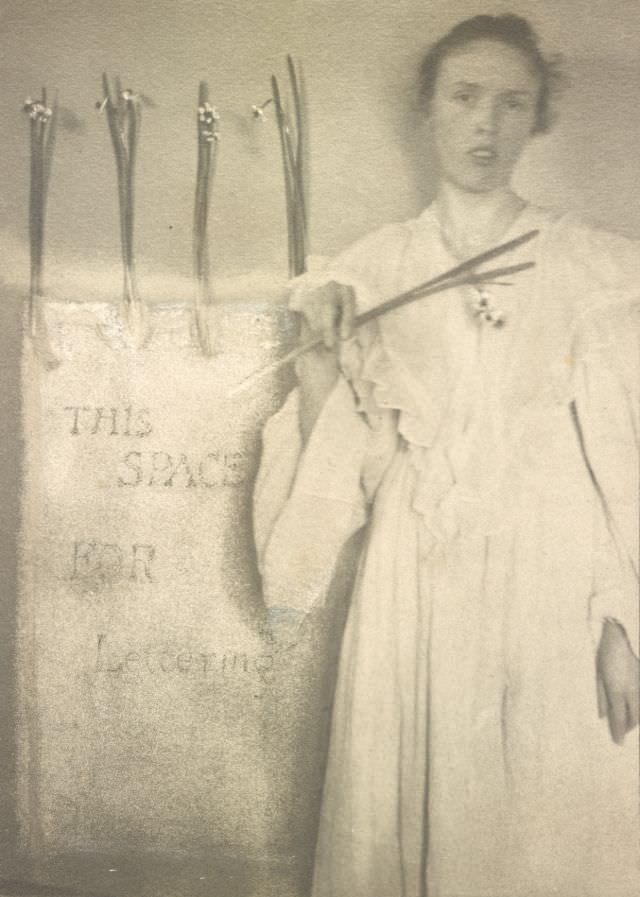 1 Elizabeth Felix with paperwhites, 1900