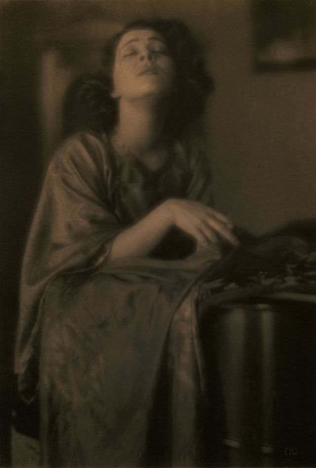 Alla Nazimova, New York, 1919