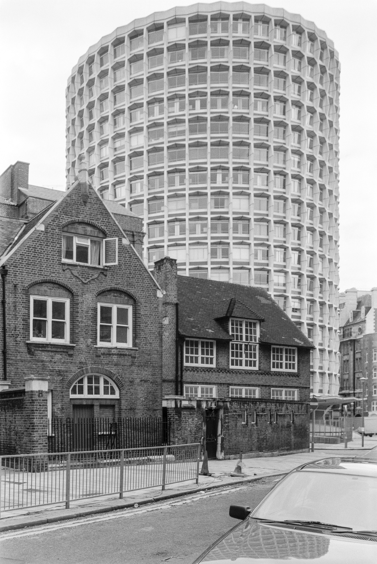 Wild St, Covent Garden, Westminster, 1991 The building at left is no longer there.