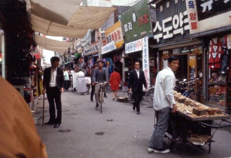 Downtown Tague, 1970s