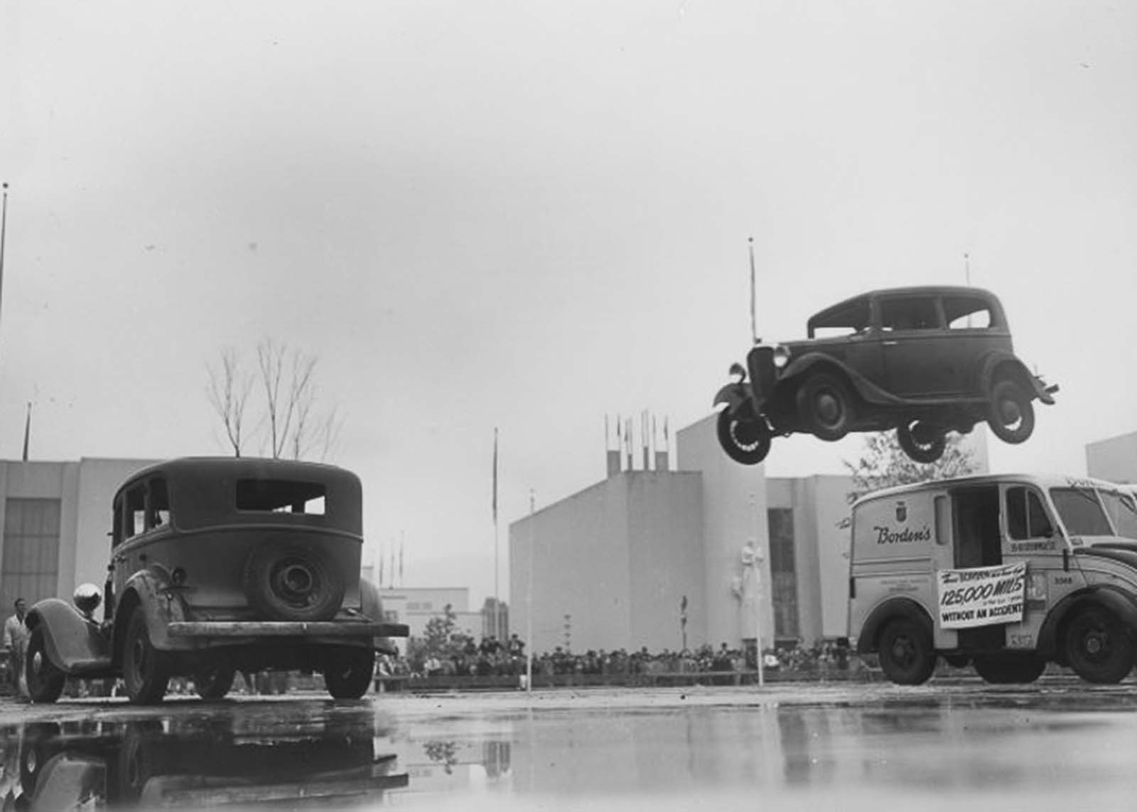 The Daredevil Stunt Drivers who entertained Crowds by Crashing Cars and flying Cars