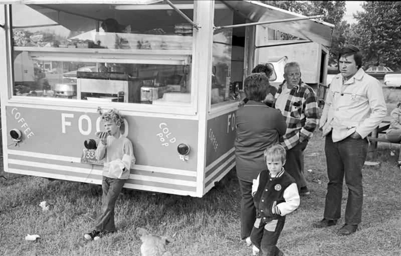 Fascinating Photos of Detroit in 1973, by Don Hudson