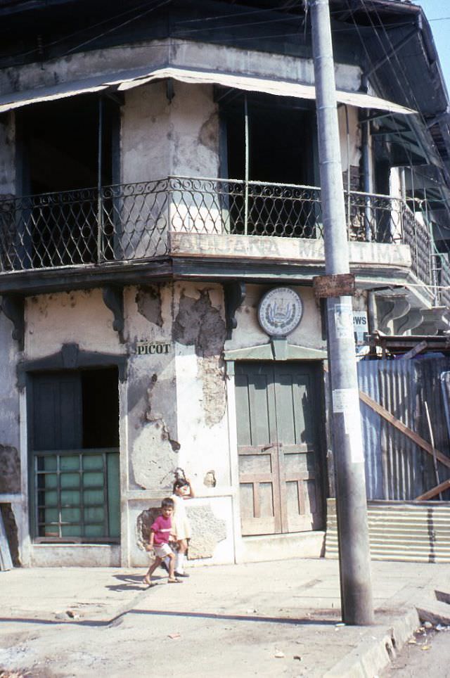 Aduana Maritima, Sonsonate, 1977