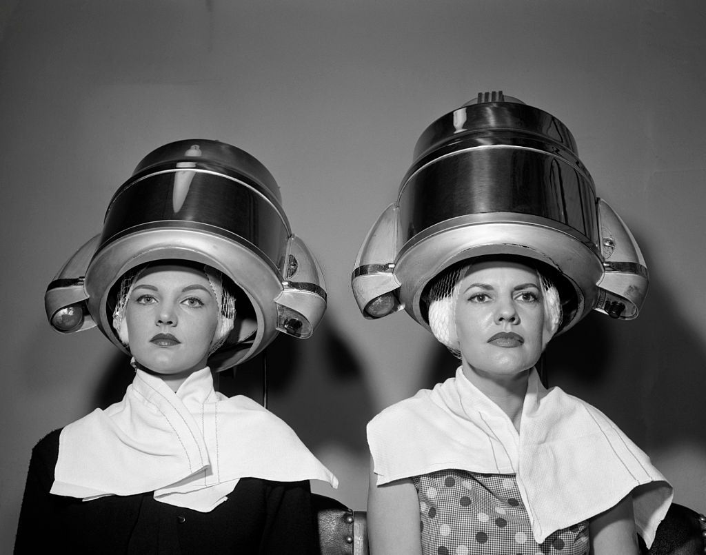 The Bizarre History and Photos of Different Hair Dryer Models from the 20th Century