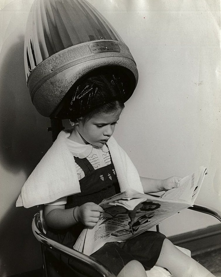 The Bizarre History and Photos of Different Hair Dryer Models from the 20th Century