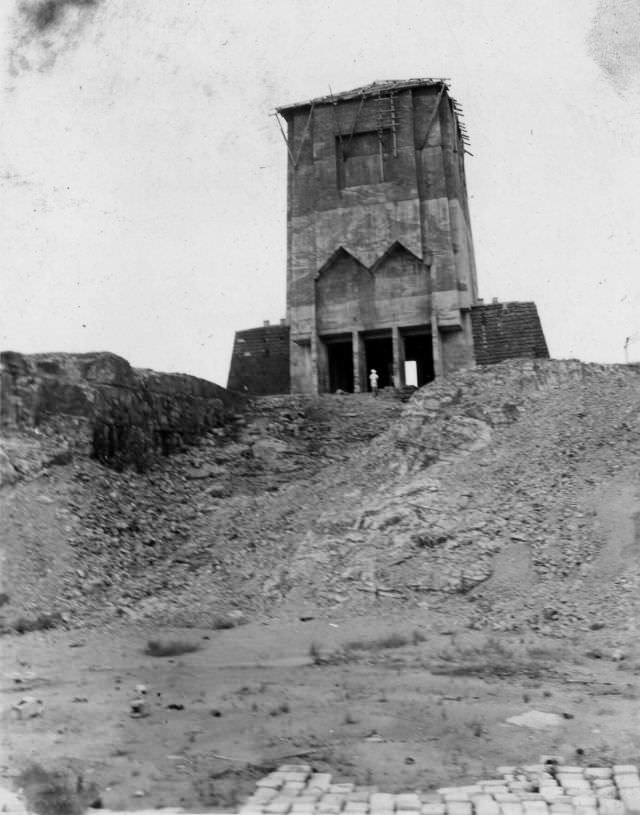 Mt. Cameron memorial to dead Canadian troops, Hong Kong, August 31, 1945