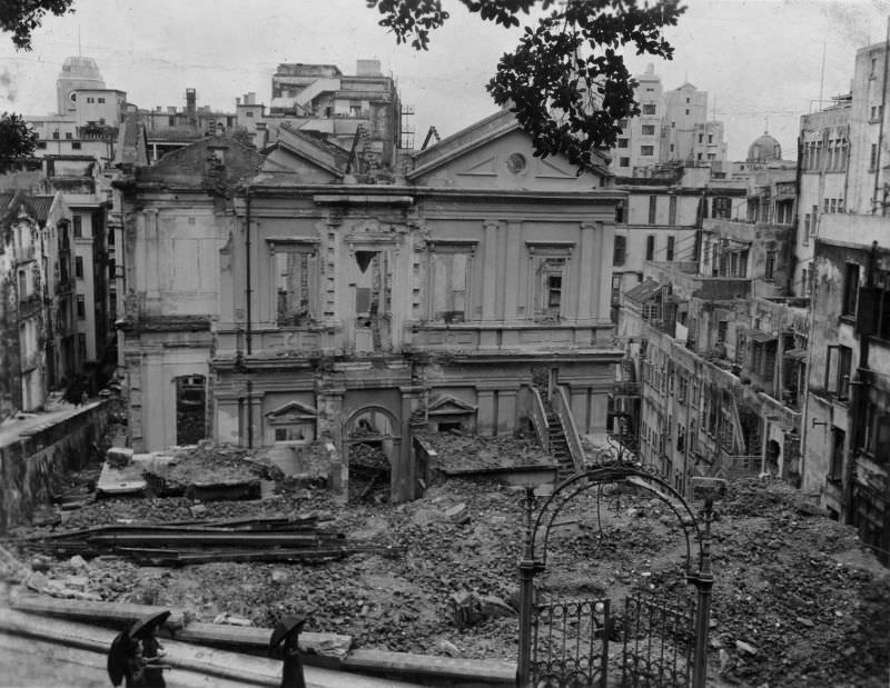 Bombed buildings in Hong Kong, August 1945