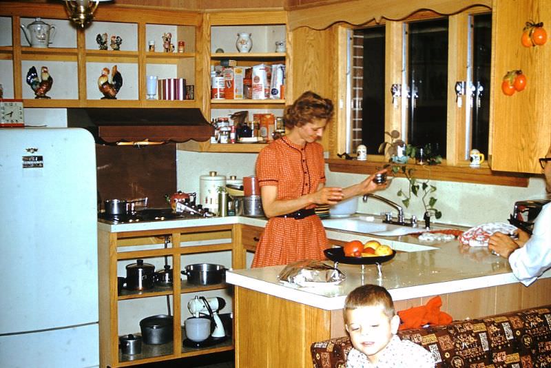 What Kitchens looked like in the 1950s Through These Cool Vintage Photos