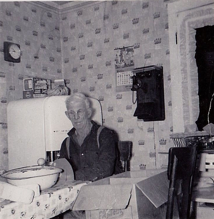 What Kitchens looked like in the 1950s Through These Cool Vintage Photos