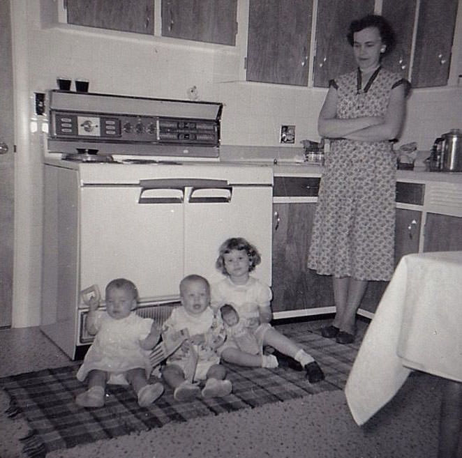 What Kitchens looked like in the 1950s Through These Cool Vintage Photos