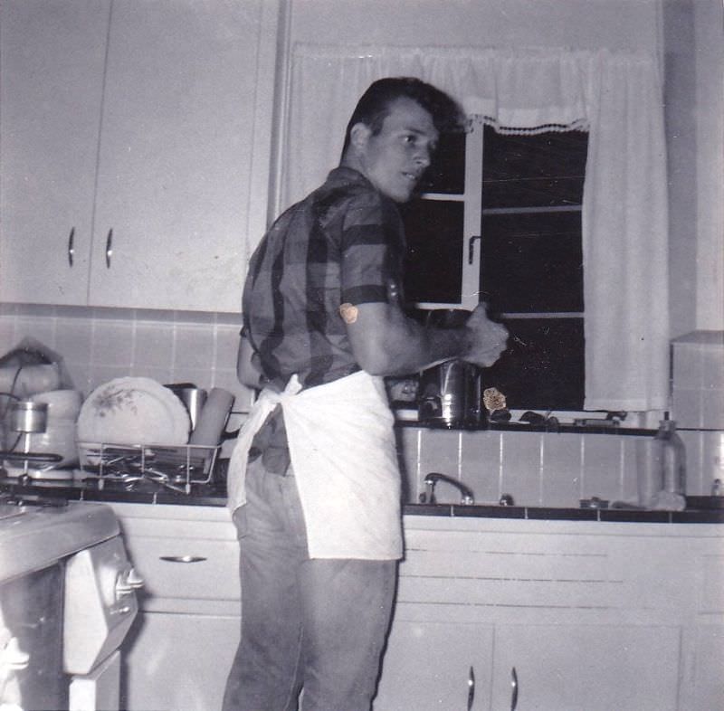 What Kitchens looked like in the 1950s Through These Cool Vintage Photos