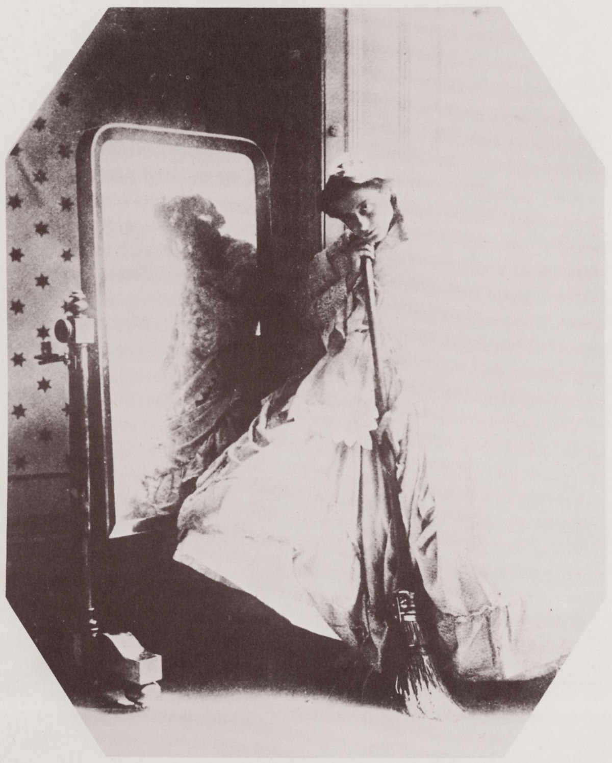 Rare Historical Portraits of Girls in Front of Mirrors by Lady Clementina Hawarden, 1860s