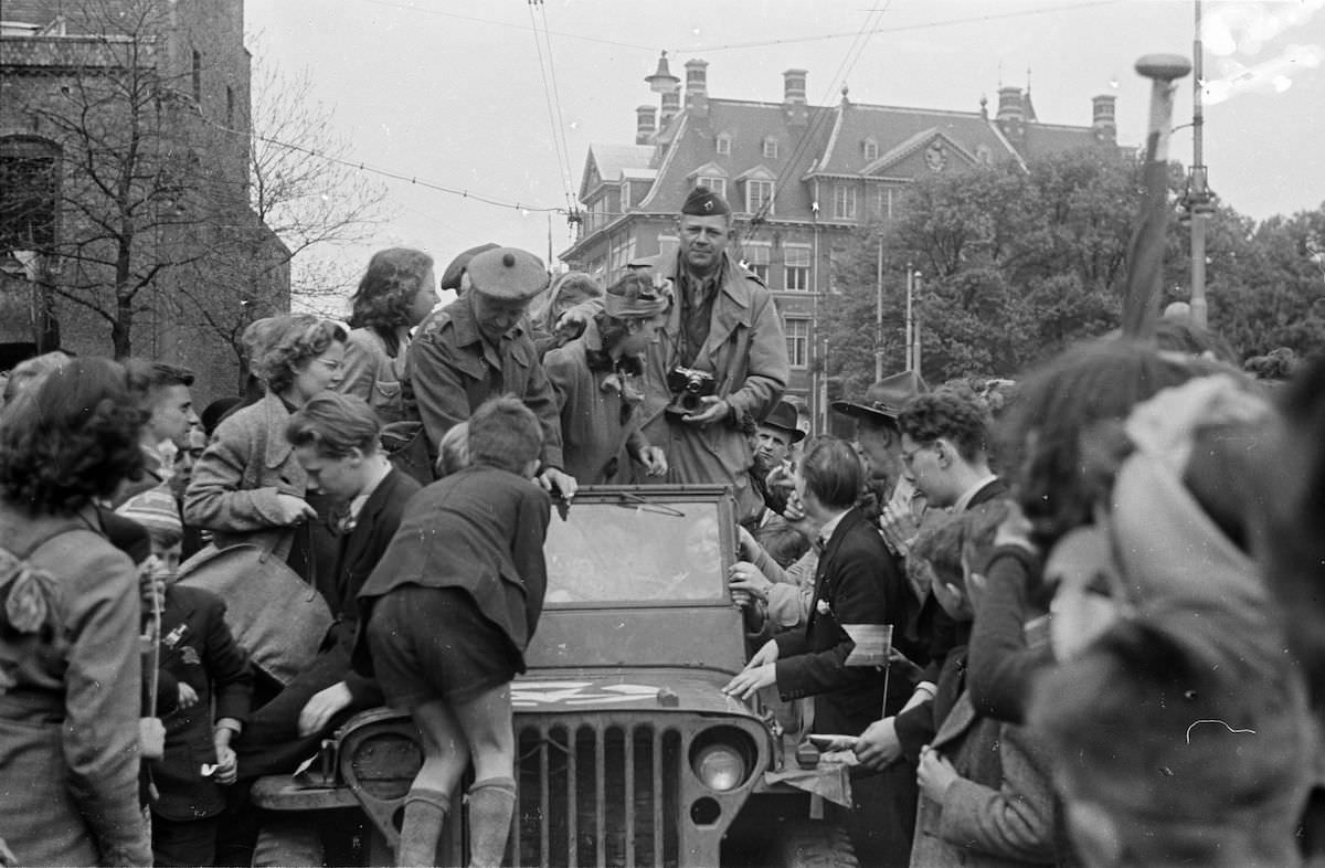 Dutch Spy's Photos of the Liberation of the Netherlands from the German Occupation, May 1945