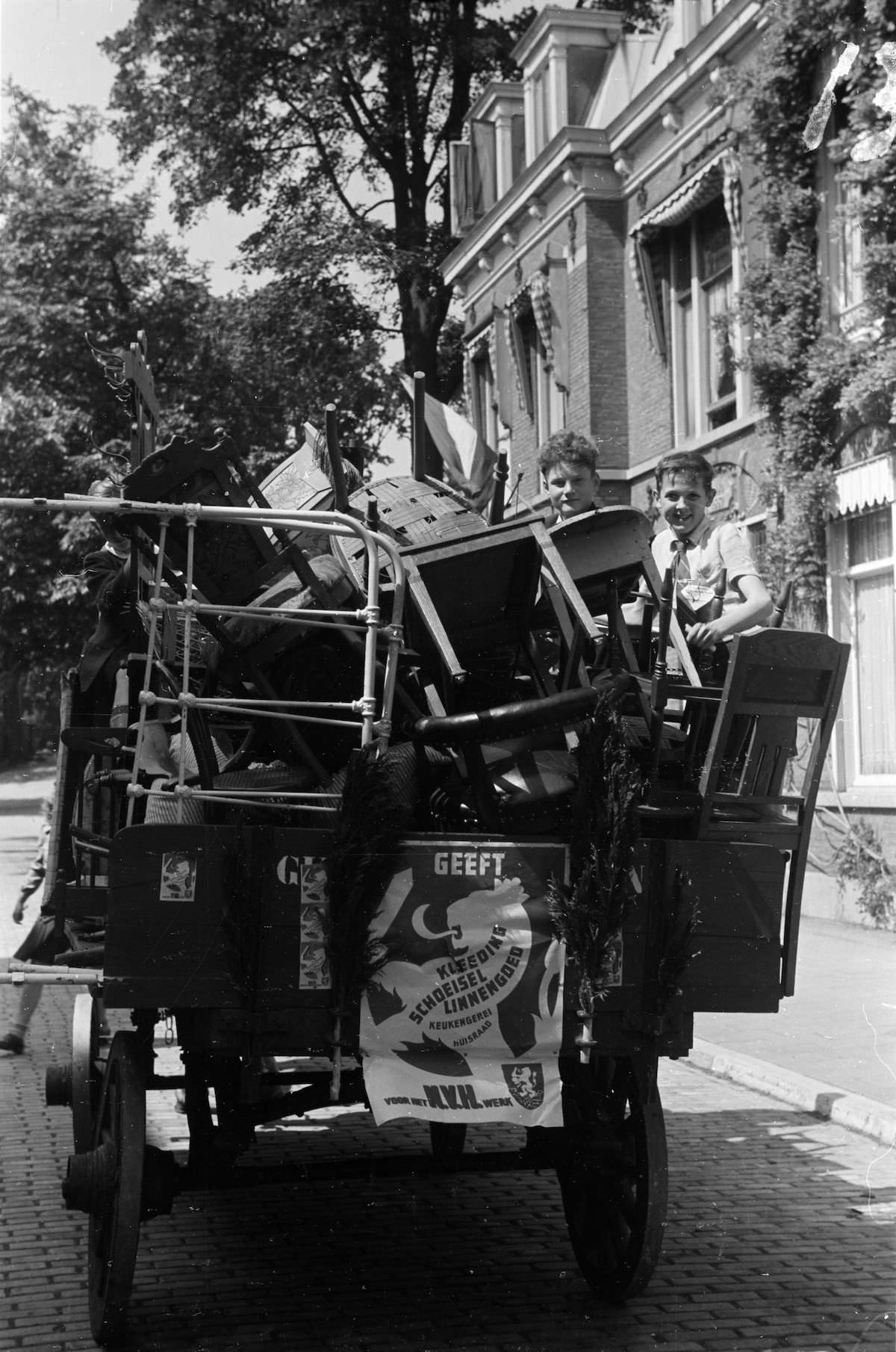 Dutch Spy's Photos of the Liberation of the Netherlands from the German Occupation, May 1945