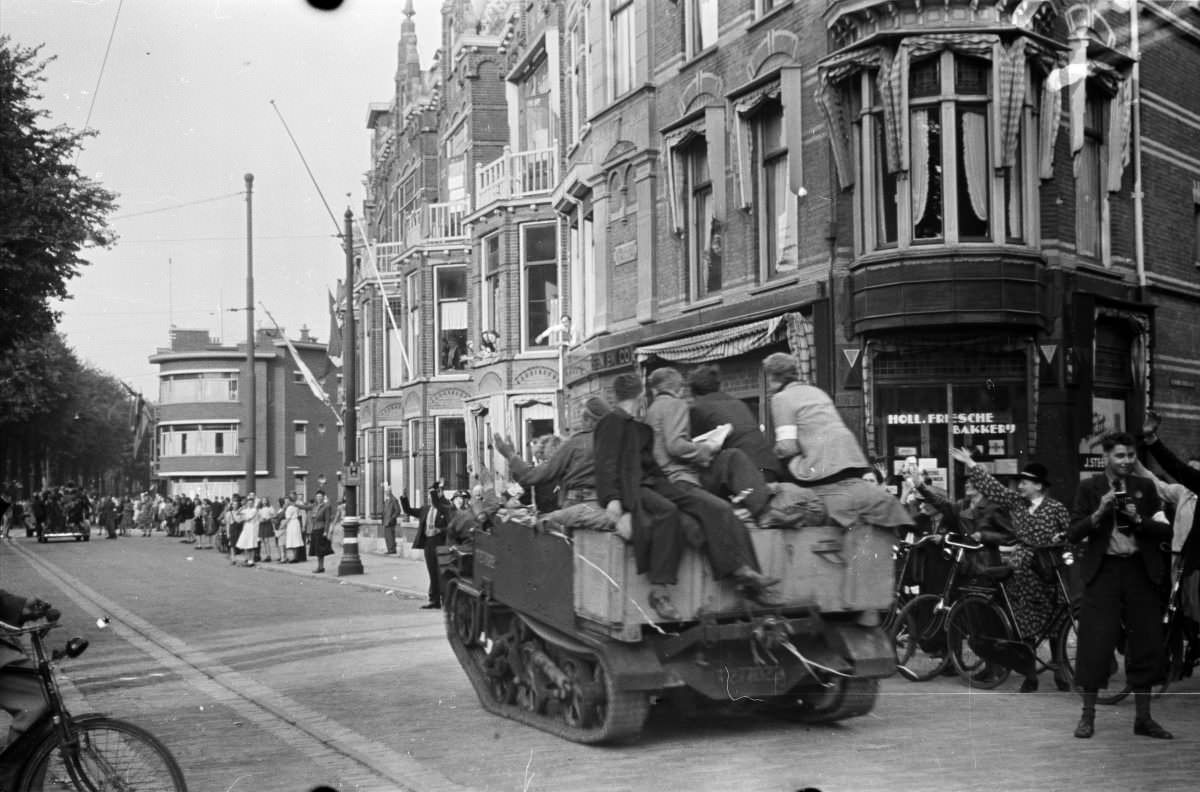 Dutch Spy's Photos of the Liberation of the Netherlands from the German Occupation, May 1945