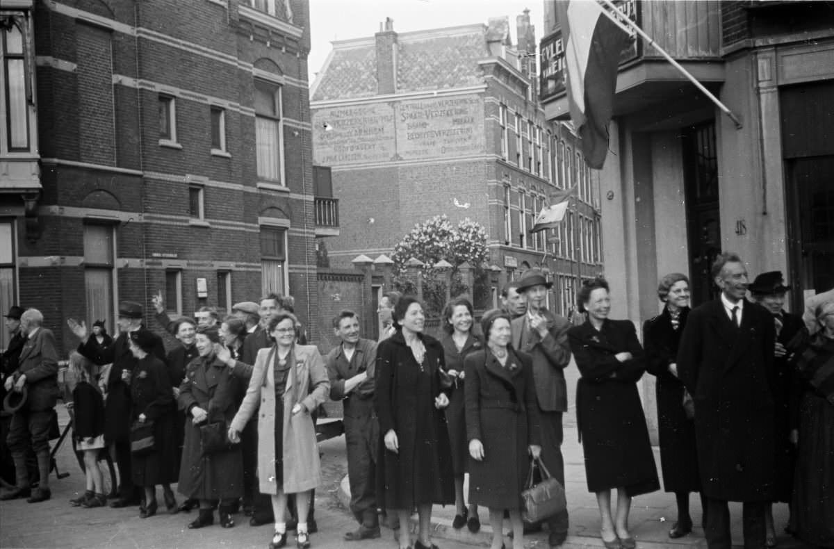 Dutch Spy's Photos of the Liberation of the Netherlands from the German Occupation, May 1945