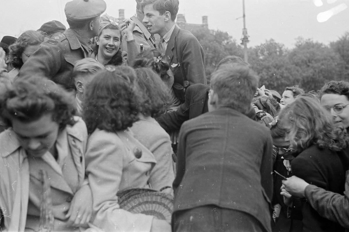 Dutch Spy's Photos of the Liberation of the Netherlands from the German Occupation, May 1945