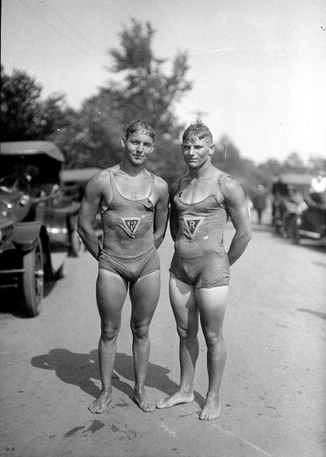 The Earliest Male Lifeguards of the 1900s that Rescued Drowning People