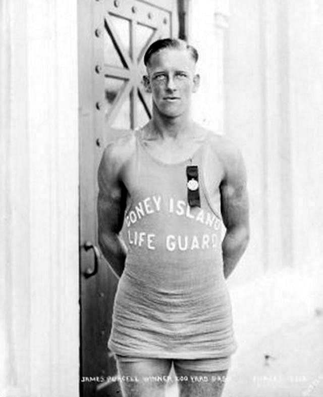 The Earliest Male Lifeguards of the 1900s that Rescued Drowning People