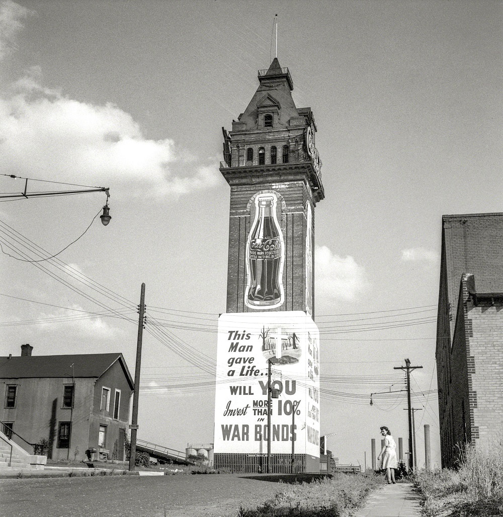 Minneapolis Industrial Exposition Building, 1943