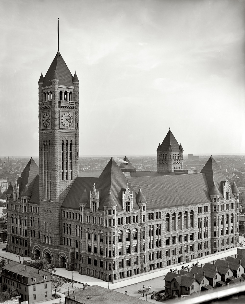 Courthouse and City Hall, Minneapolis, Minnesota, circa 1905