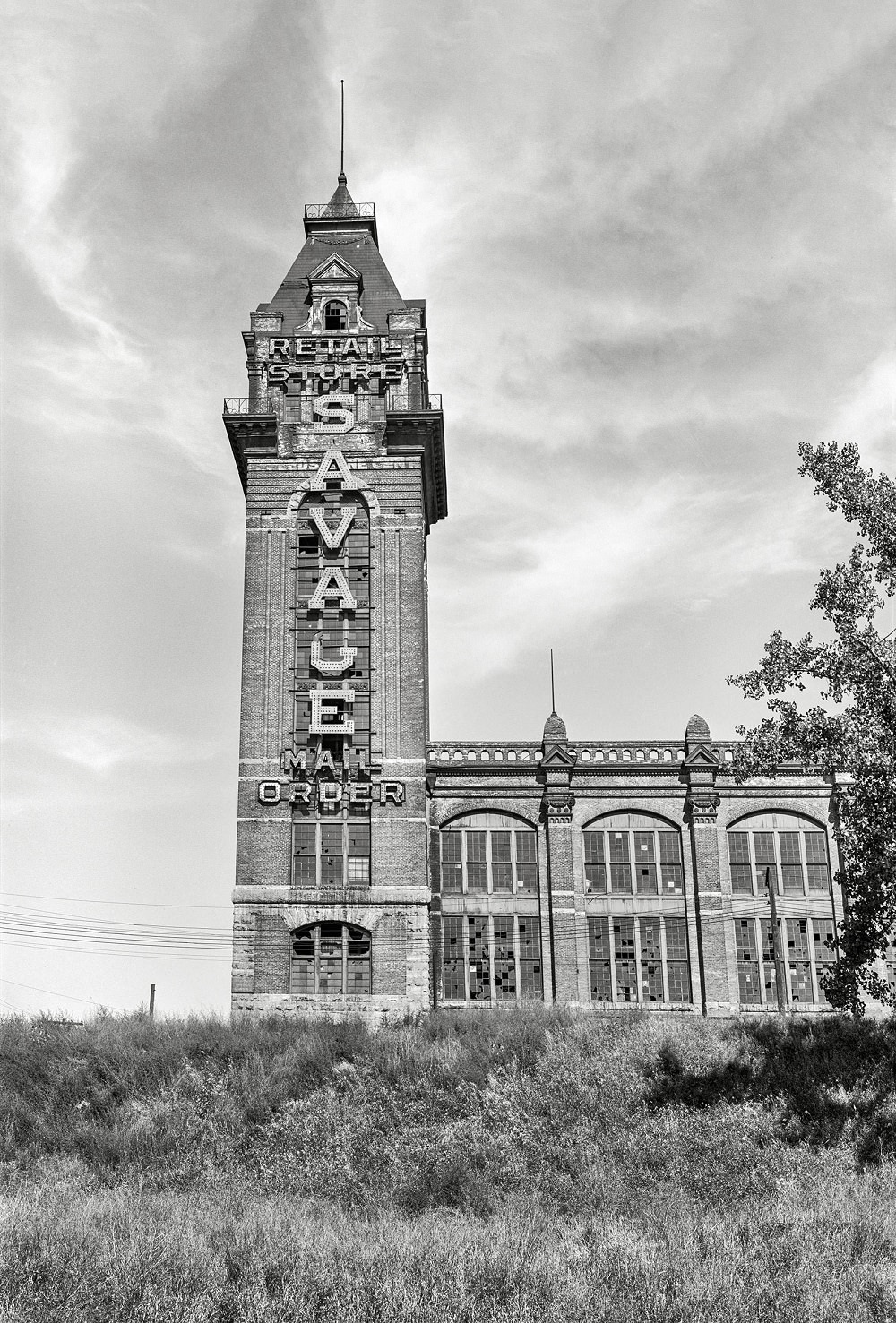 Abandoned mail-order house, Minneapolis, Minnesota, September 1939