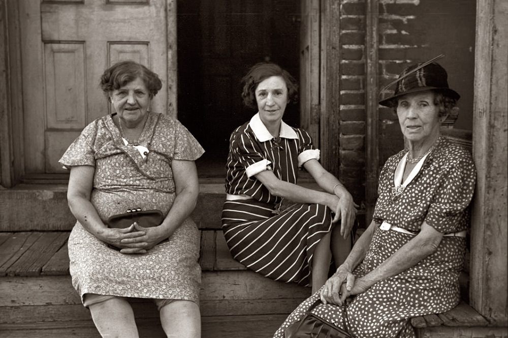 Lady residents of a St. Paul rooming house, September 1939.