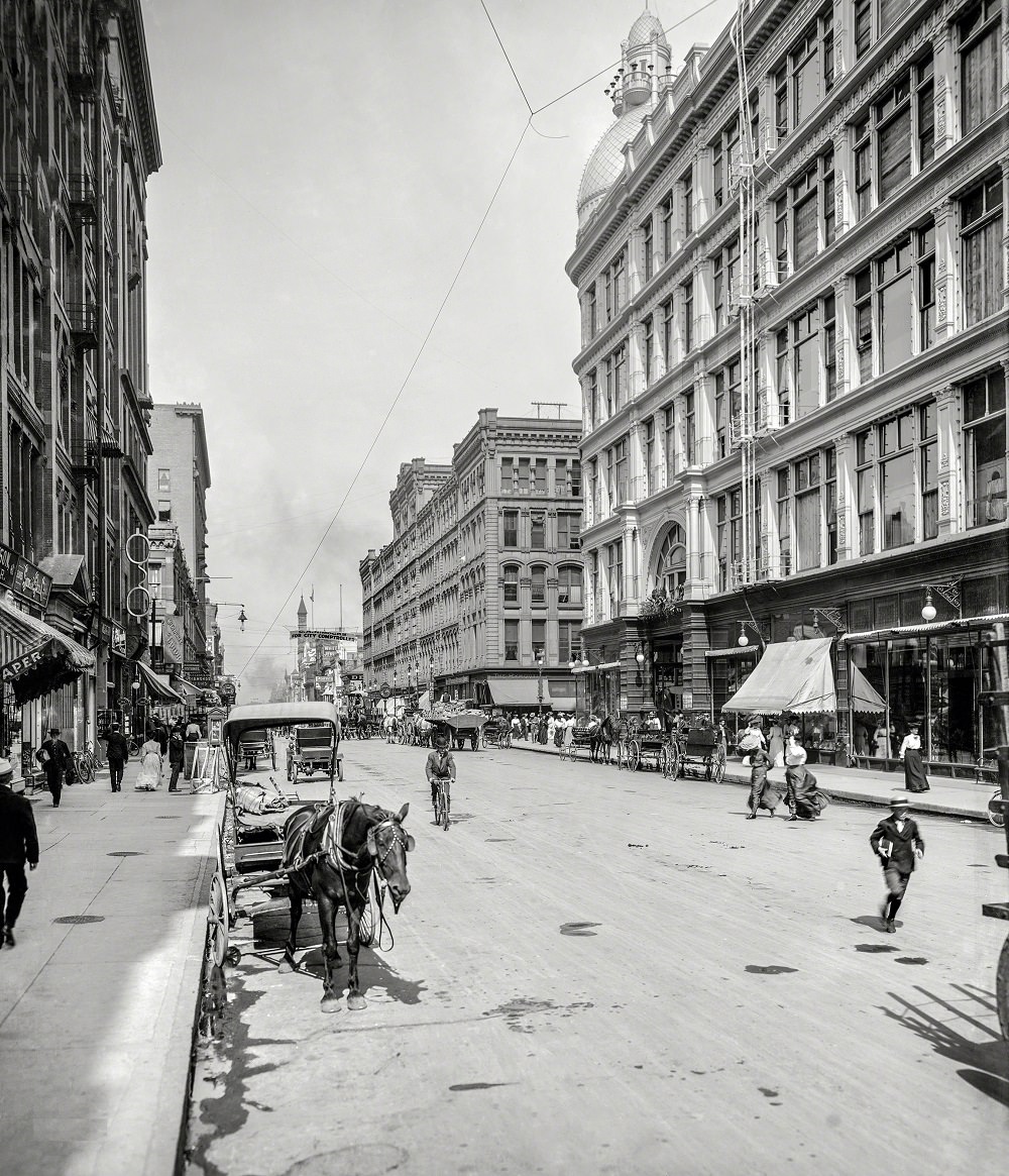 Nicollet Avenue, Minneapolis, Minnesota, 1904
