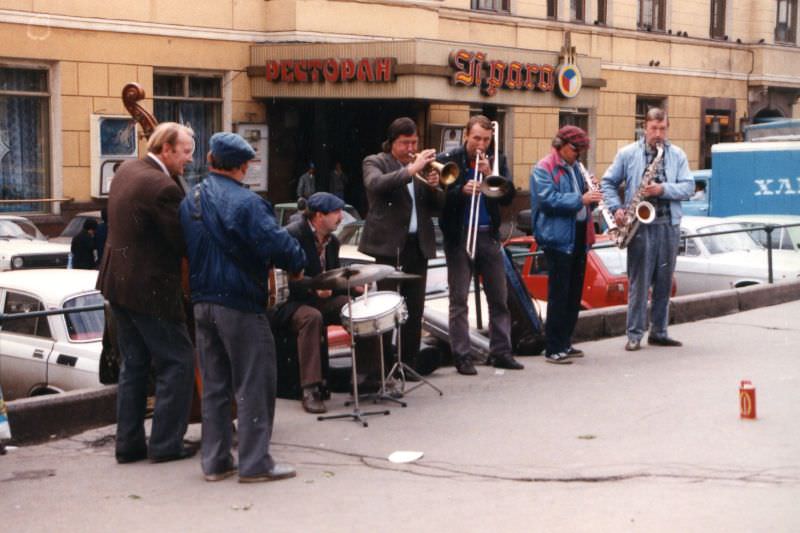 Arbat Street, Moscow, 1990