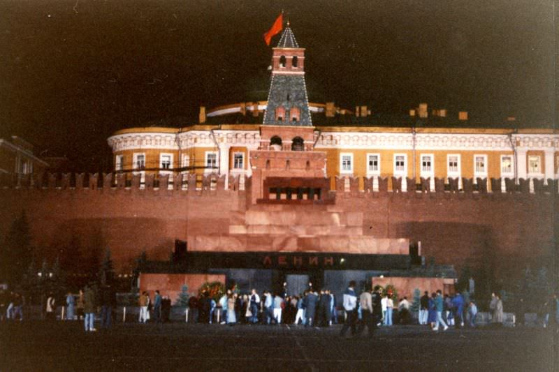 Lenin's Tomb, Moscow, 1990