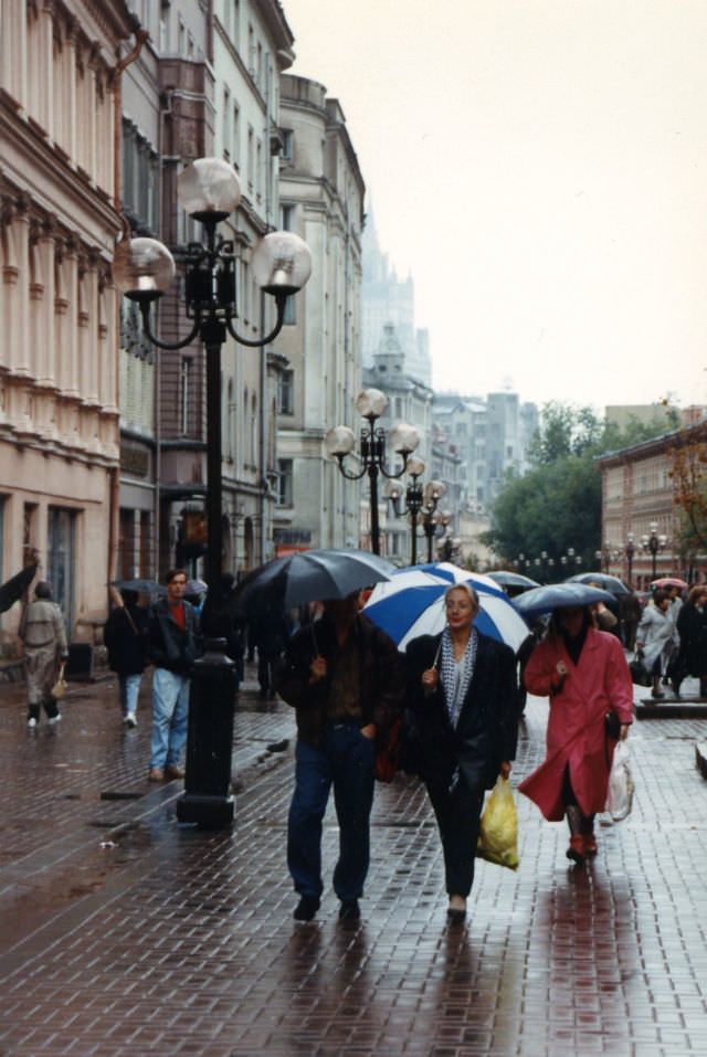 Arbat Street, Moscow, 1990