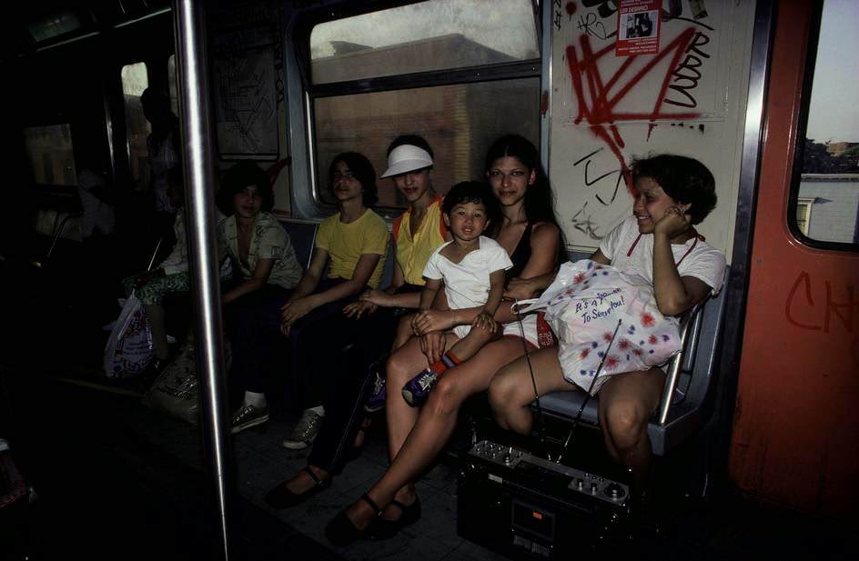 New York City's Subway 1980s: Stunning Photos Show Life of NYC’s Underground Community