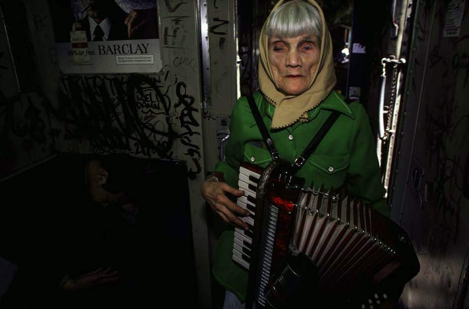 New York City's Subway 1980s: Stunning Photos Show Life of NYC’s Underground Community