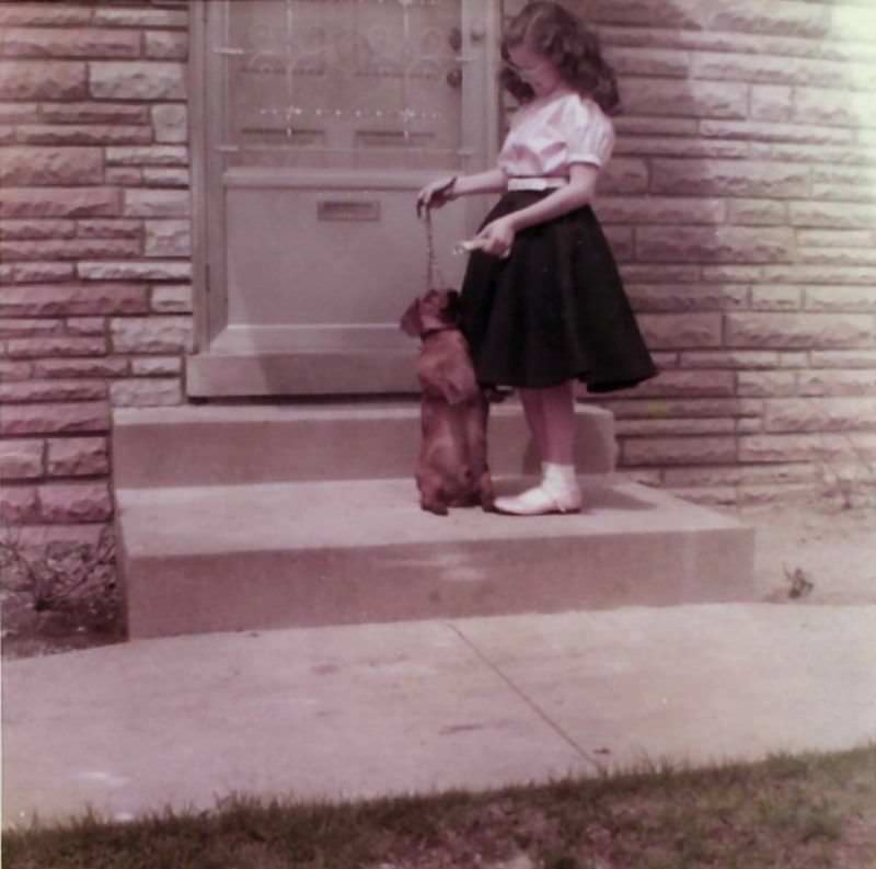 Beautiful Photos of People Posing with their Adorable Dachshunds from the early 1900s