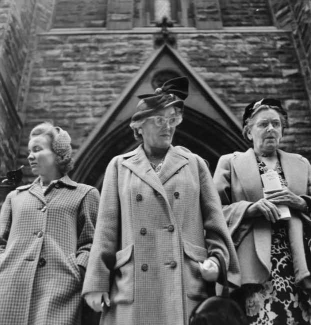 Outside Presbyterian Church on Sixth Avenue, September 1950