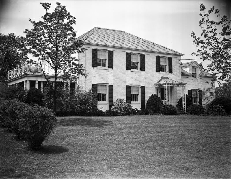 39 (street unidentified), 1947