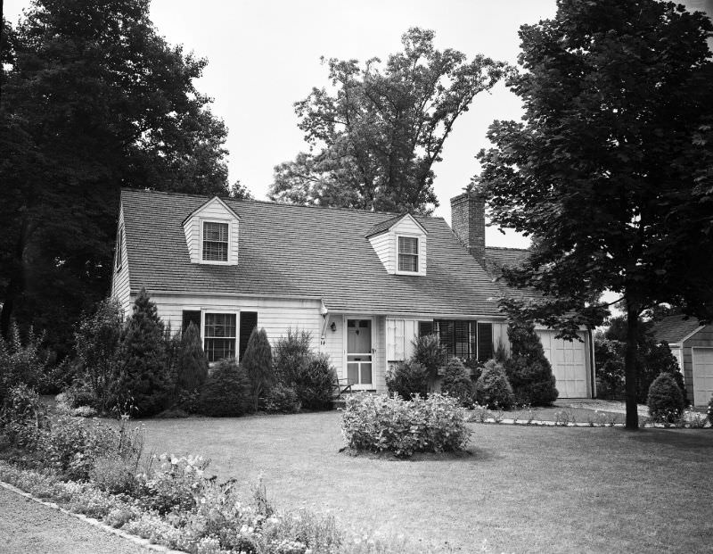 14 (street unidentified), 1946