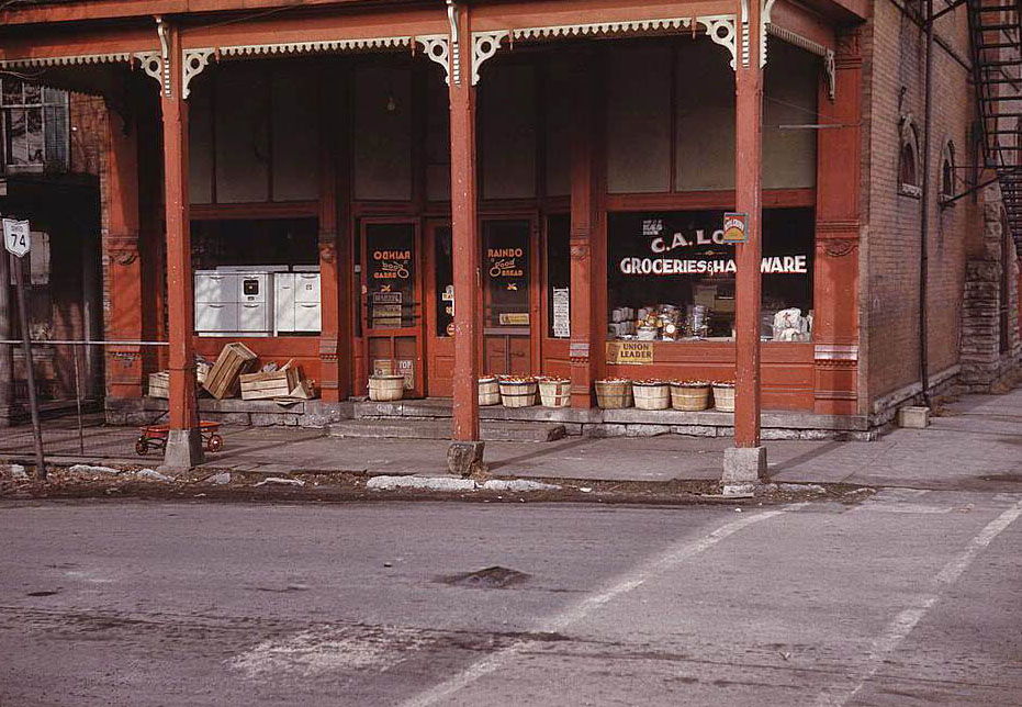 Grocery store, Mt. Orab, Ohio, Route 74, 1950s