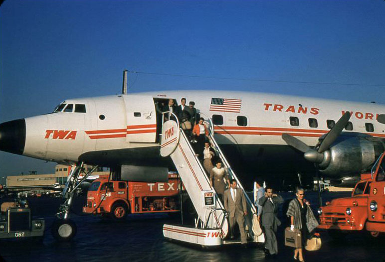 Passengers disembarking from TWA Lockheed Constellation at Midway Airport, Chicago, 1958