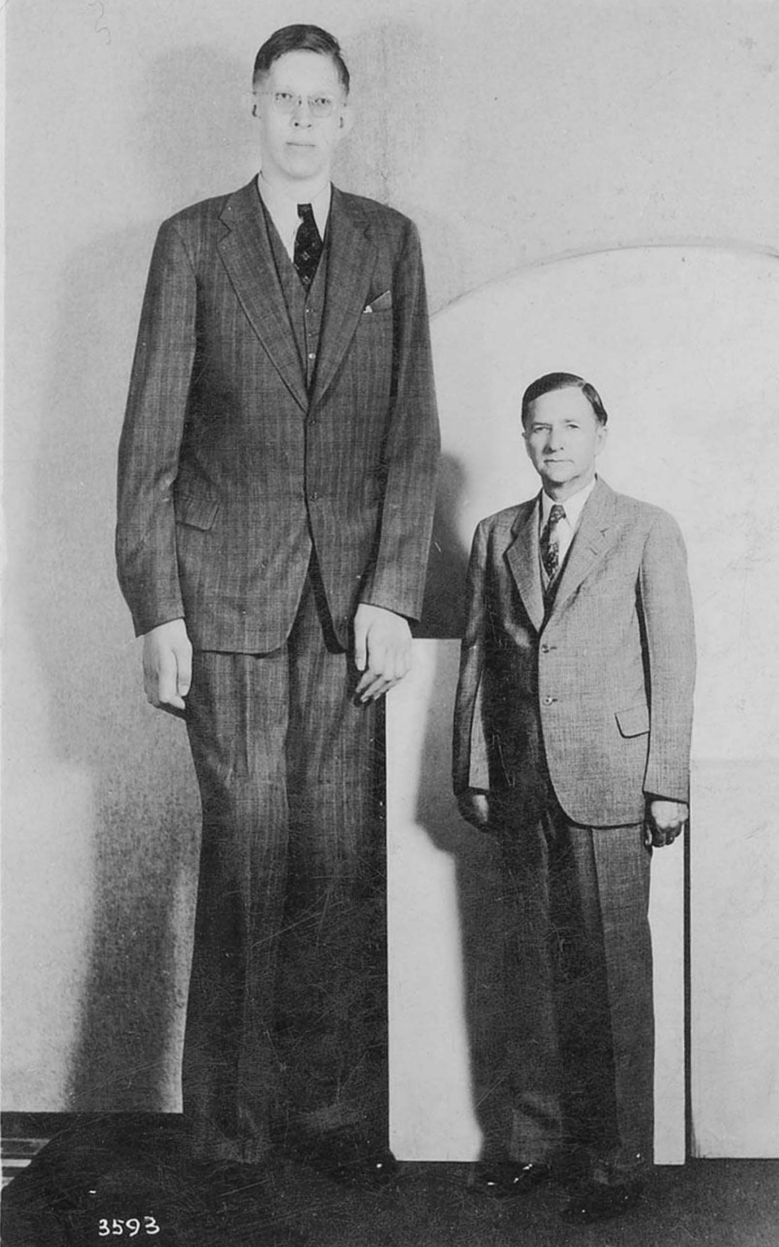 Wadlow with his father.