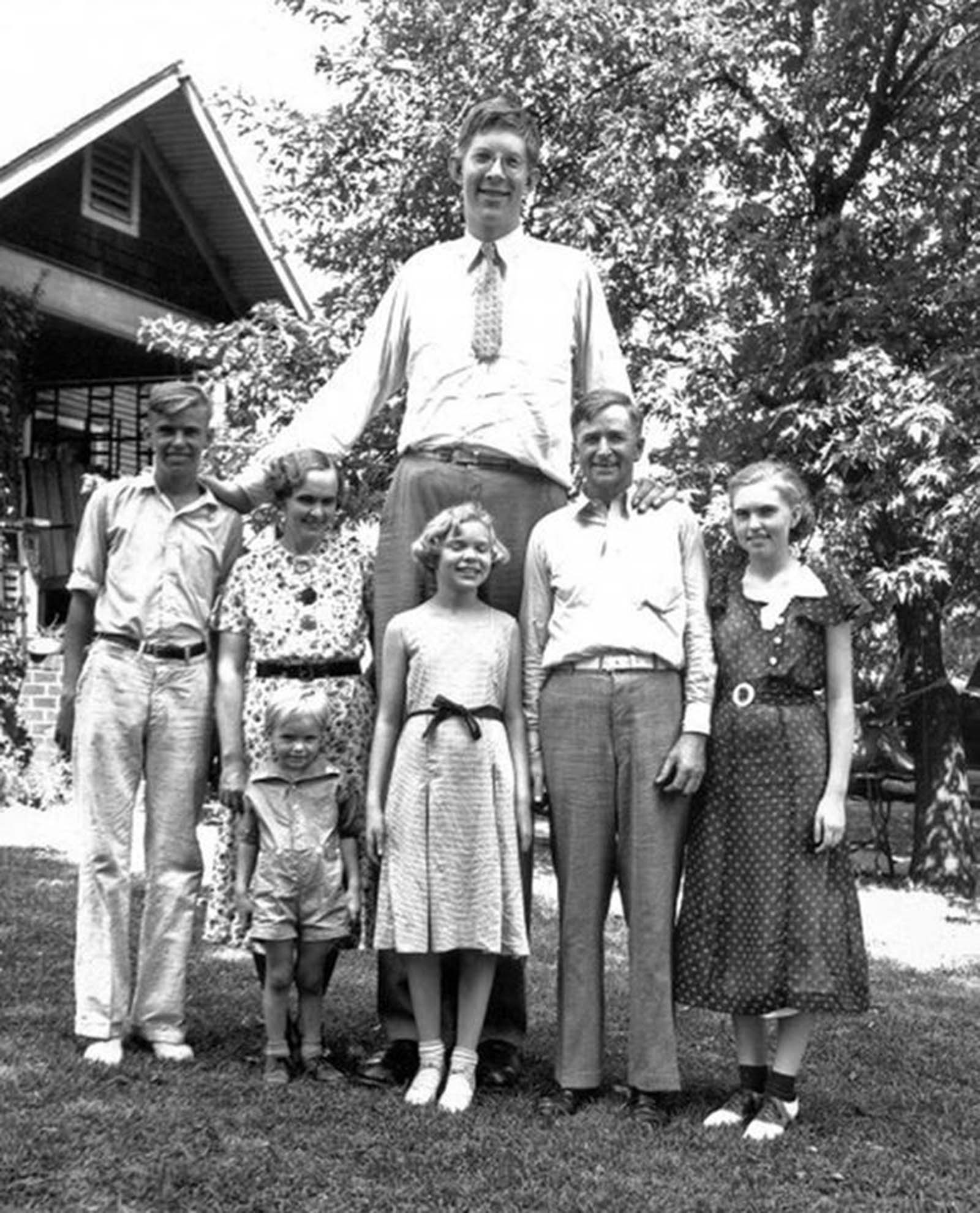 Robert with his family in 1935.