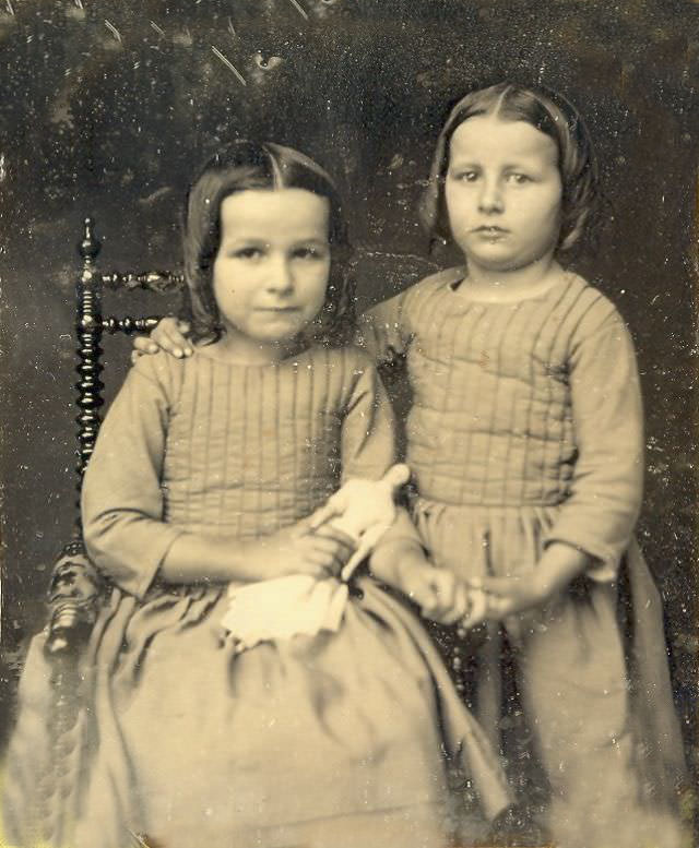Two sisters in matching dressing shared the love